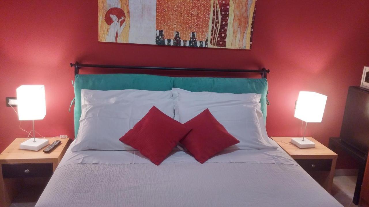 La Casa Del Melograno Bed & Breakfast Санта Венерина Екстериор снимка